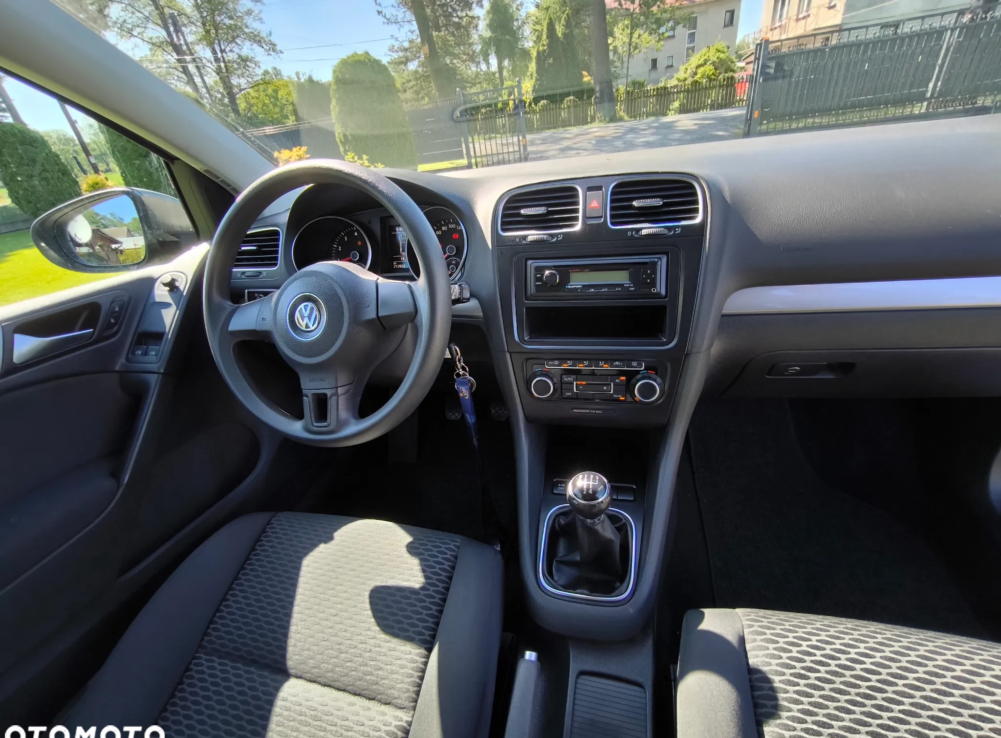 Volkswagen Golf cena 18900 przebieg: 212200, rok produkcji 2009 z Chełmno małe 172